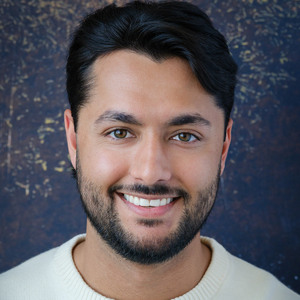Riyad  Hussain
